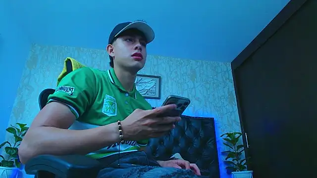 Snapshot of Lander_Cruz chatting on March 2026 05:41:01 PM Lander Cruz online show from March 2026 05:41:01 PM