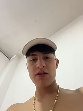 Snapshot of Lander_Cruz chatting on April 2026 05:57:01 PM Lander Cruz online show from April 2026 05:57:01 PM