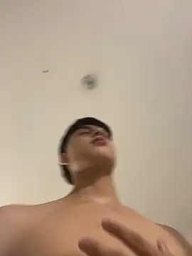 Snapshot of Lander_Cruz chatting on April 2026 05:29:01 PM Lander Cruz online show from April 2026 05:29:01 PM