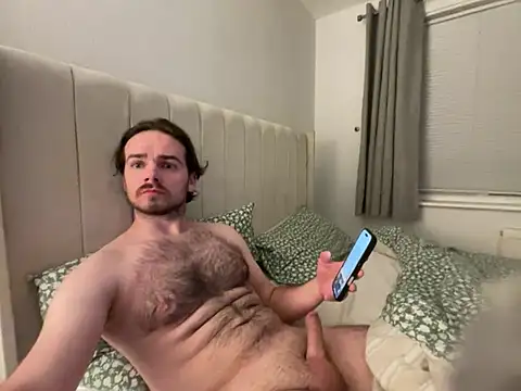 Snapshot of Leofever1 chatting on April 2026 09:10:02 PM Leofever1 online show from April 2026 09:10:02 PM