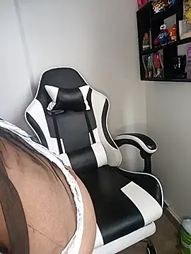 Snapshot of KasumiSophia chatting on February 2026 01:15:01 PM KasumiSophia online show from February 2026 01:15:01 PM