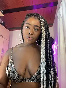 Cynthia es online show from April 2026 04:20:01 PM