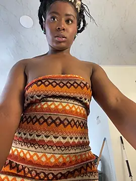 Cynthia es online show from July 2026 06:02:02 PM