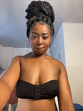 Cynthia es online show from July 2026 03:41:01 PM