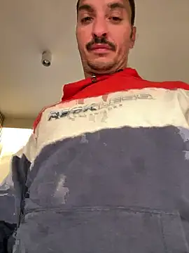 Snapshot of andresbale chatting on March 2026 08:16:02 PM andresbale online show from March 2026 08:16:02 PM