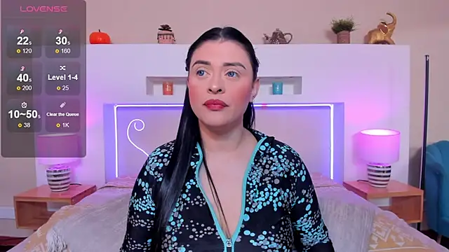 Snapshot of AnikaRomanoff_ chatting on February 2026 11:48:02 AM AnikaRomanoff online show from February 2026 11:48:02 AM