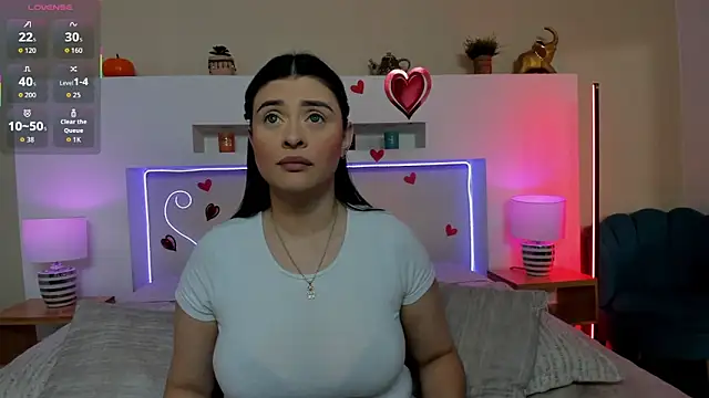 Snapshot of AnikaRomanoff_ chatting on February 2026 11:32:01 AM AnikaRomanoff online show from February 2026 11:32:01 AM