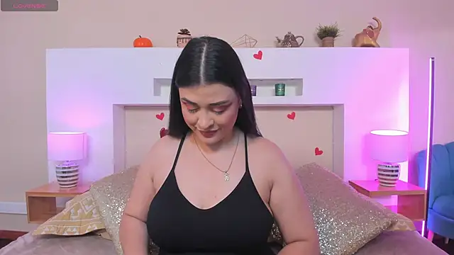 Snapshot of AnikaRomanoff_ chatting on May 2026 03:39:02 PM AnikaRomanoff online show from May 2026 03:39:02 PM