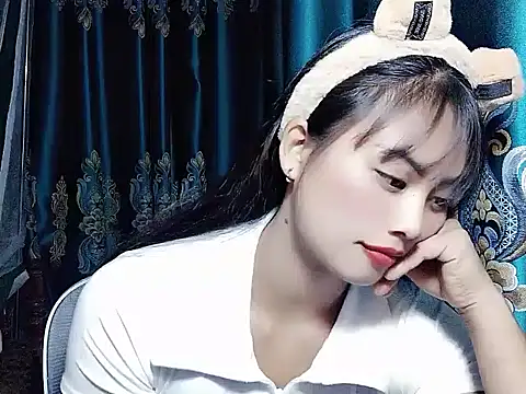 Snapshot of Nana569 chatting on January 2026 07:33:01 AM Nana569 online show from January 2026 07:33:01 AM