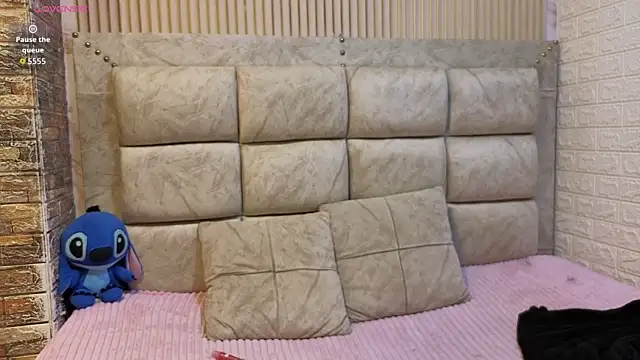 Snapshot of ValeryMorales chatting on December 2025 03:26:02 AM ValeryMorales online show from December 2025 03:26:02 AM