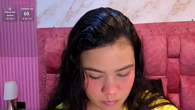 Snapshot of ValeryMorales chatting on February 2026 07:34:02 PM ValeryMorales online show from February 2026 07:34:02 PM