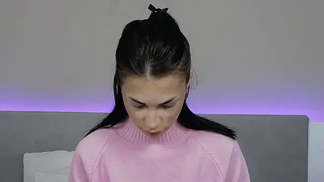 Snapshot of RachaelMils chatting on January 2026 03:43:02 AM RachaelMils online show from January 2026 03:43:02 AM