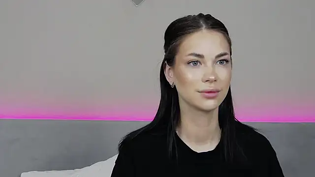 Snapshot of RachaelMils chatting on February 2026 03:59:02 AM RachaelMils online show from February 2026 03:59:02 AM