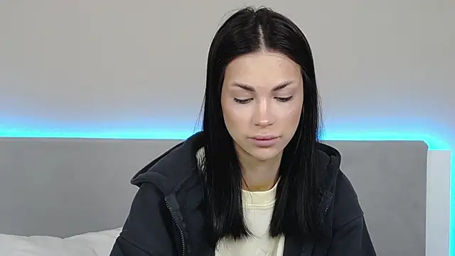 Snapshot of RachaelMils chatting on February 2026 04:08:02 AM RachaelMils online show from February 2026 04:08:02 AM