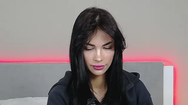 Snapshot of RachaelMils chatting on March 2026 05:08:02 AM RachaelMils online show from March 2026 05:08:02 AM