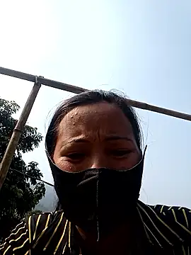 Snapshot of felicity_chloe chatting on January 2026 04:29:02 AM felicity chloe online show from January 2026 04:29:02 AM