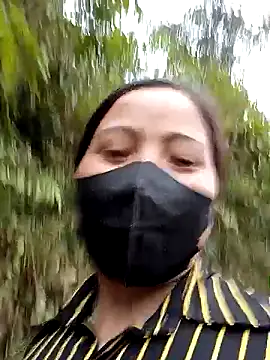 Snapshot of felicity_chloe chatting on February 2026 12:37:02 AM felicity chloe online show from February 2026 12:37:02 AM