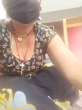 Your-shreya143 online show from February 2026 07:26:01 AM