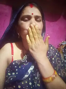 Your-shreya143 online show from April 2026 07:41:01 PM