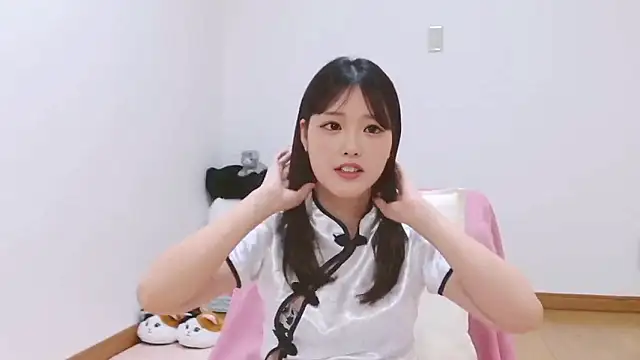 Snapshot of mashiro-desu chatting on December 2025 04:42:02 AM mashiro-desu online show from December 2025 04:42:02 AM