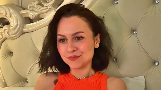 Snapshot of MonicaMercer chatting on February 2026 07:46:01 AM MonicaMercer online show from February 2026 07:46:01 AM