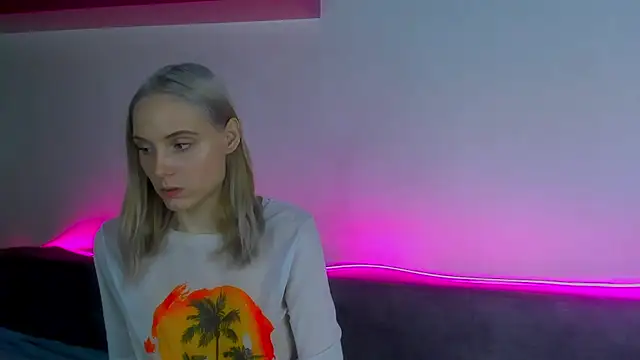 Gina Gina love online show from December 2025 08:12:01 AM