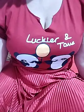 hottyrose69 online show from April 2026 02:58:01 PM