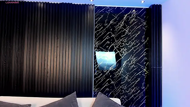 TiffanyHoustton online show from March 2026 12:11:01 PM