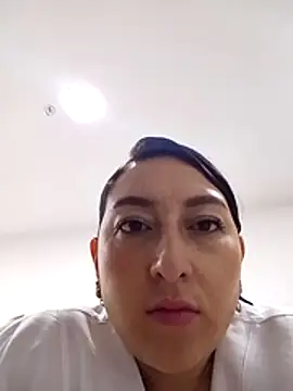 Snapshot of Valeria_montana_ chatting on January 2026 11:37:02 AM Valeria montana online show from January 2026 11:37:02 AM