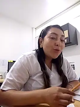 Snapshot of Valeria_montana_ chatting on February 2026 12:22:02 PM Valeria montana online show from February 2026 12:22:02 PM