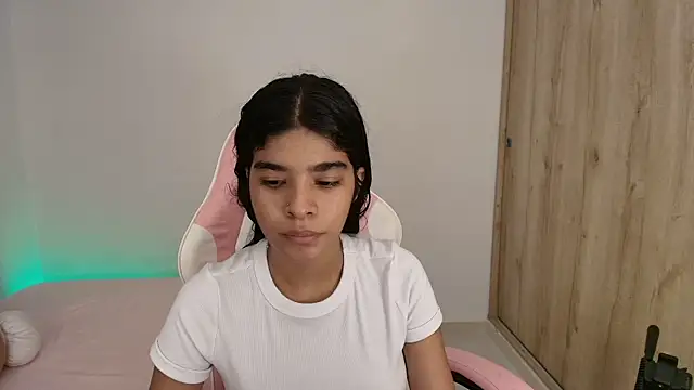 phia carter online show from June 2026 12:21:02 AM