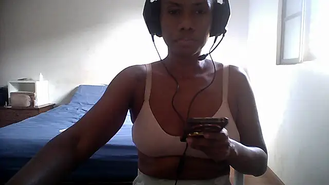 GrethaVianna online show from April 2026 12:20:01 PM