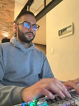 Snapshot of notnova1 chatting on December 2025 06:25:01 PM notnova1 online show from December 2025 06:25:01 PM