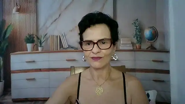 Snapshot of Luna-Hot0802 chatting on February 2026 12:38:02 PM Luna-Hot0802 online show from February 2026 12:38:02 PM