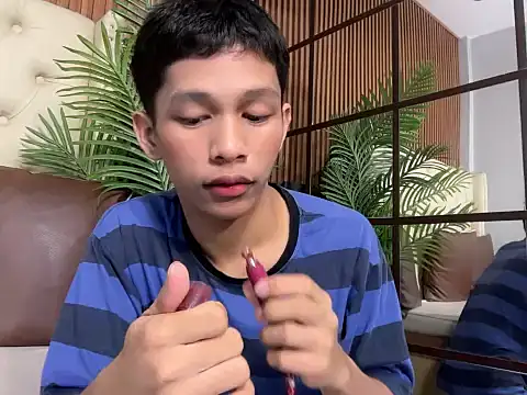 TheBoyAboveYou online show from July 2026 04:37:02 PM