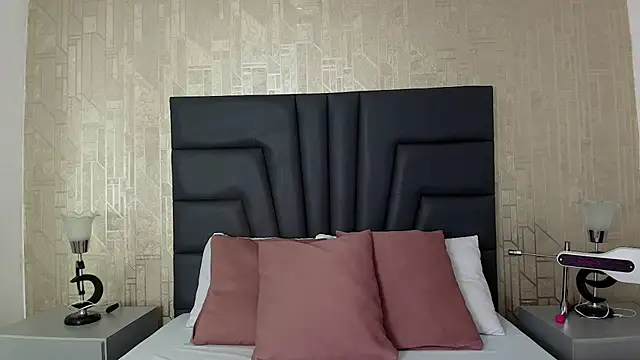 Snapshot of tamara_walter chatting on January 2026 10:02:02 PM tamara walter online show from January 2026 10:02:02 PM