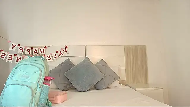 Snapshot of tamara_walter chatting on February 2026 01:07:02 PM tamara walter online show from February 2026 01:07:02 PM