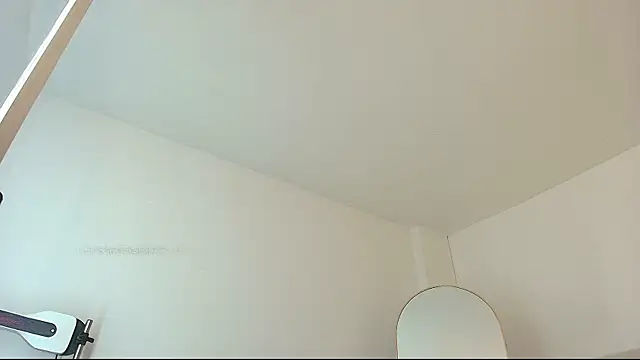 Snapshot of tamara_walter chatting on February 2026 01:33:02 PM tamara walter online show from February 2026 01:33:02 PM