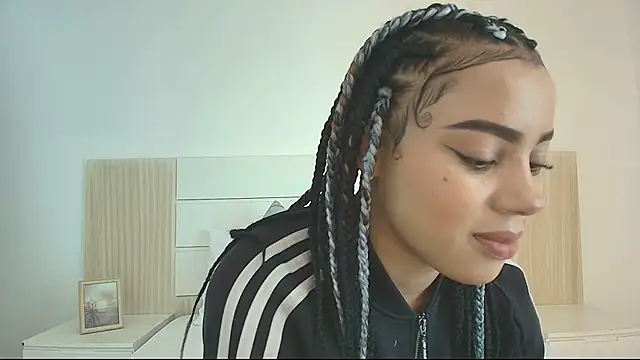 Snapshot of tamara_walter chatting on February 2026 03:11:02 PM tamara walter online show from February 2026 03:11:02 PM