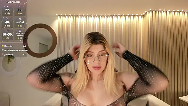 MadisonKane online show from April 2026 01:41:02 PM