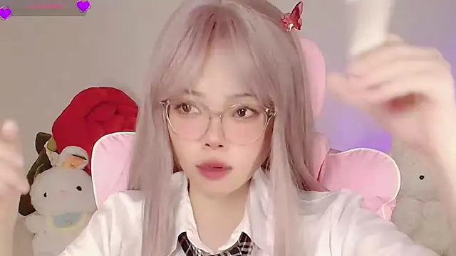 Miyeoonn online show from May 2026 06:14:01 PM