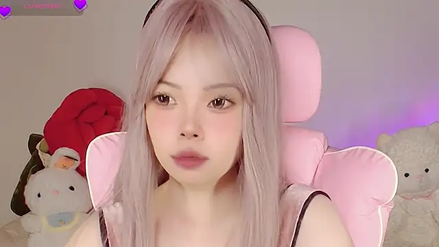 Miyeoonn online show from May 2026 06:24:01 PM