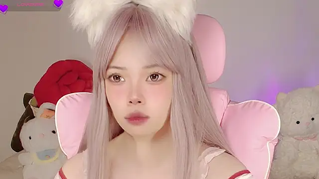 Miyeoonn online show from May 2026 06:06:01 PM