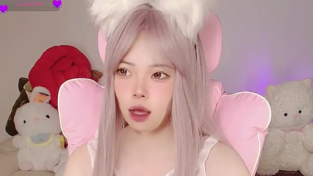 Miyeoonn online show from May 2026 07:11:01 PM