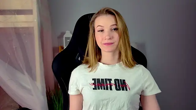 Snapshot of Megan_Rodgers chatting on February 2026 05:28:01 PM Megan Rodgers online show from February 2026 05:28:01 PM