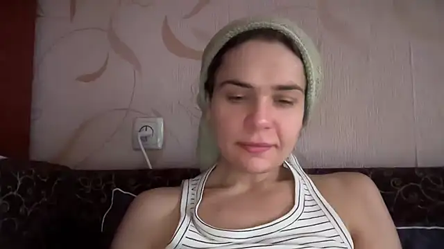 Snapshot of MALVINA0077 chatting on December 2025 09:16:02 AM MALVINA0077 online show from December 2025 09:16:02 AM