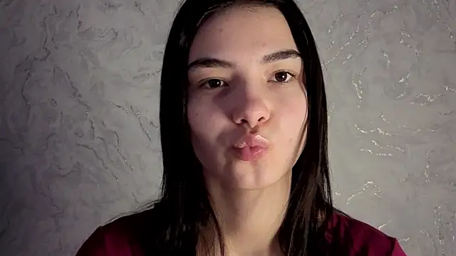 Laura Sunday online show from February 2026 07:37:02 AM