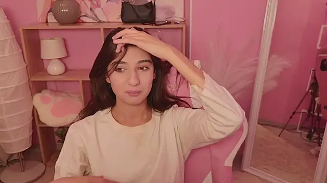 Snapshot of Babe_Live chatting on February 2026 03:00:02 PM Babe Live online show from February 2026 03:00:02 PM