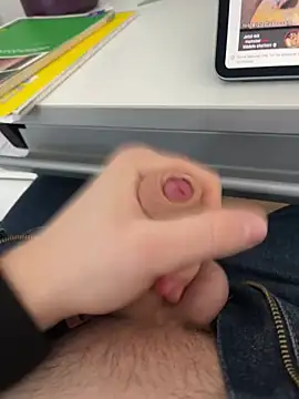 Snapshot of hannes256102 chatting on February 2026 09:15:01 AM hannes256102 online show from February 2026 09:15:01 AM