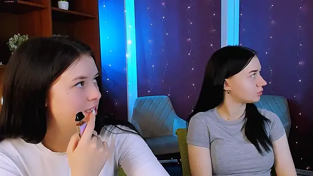 Snapshot of diara_ti chatting on February 2026 06:17:01 AM diara ti online show from February 2026 06:17:01 AM